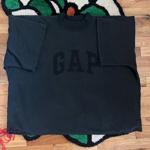 YZY GAP OVERSIZED THICK TEE